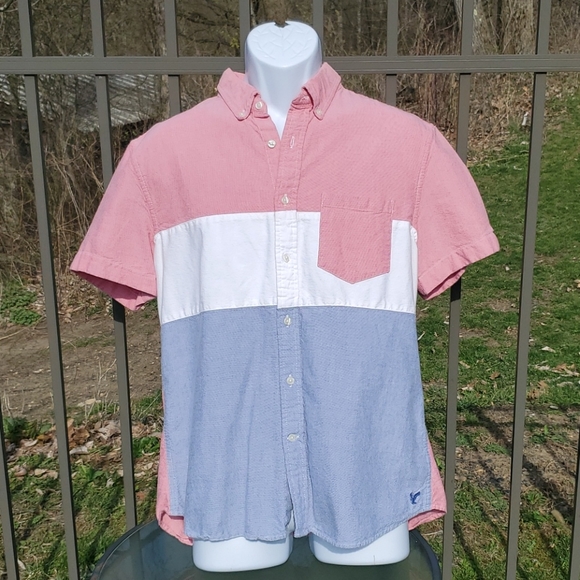 American Eagle Patriotic Red White & Blue Shirt